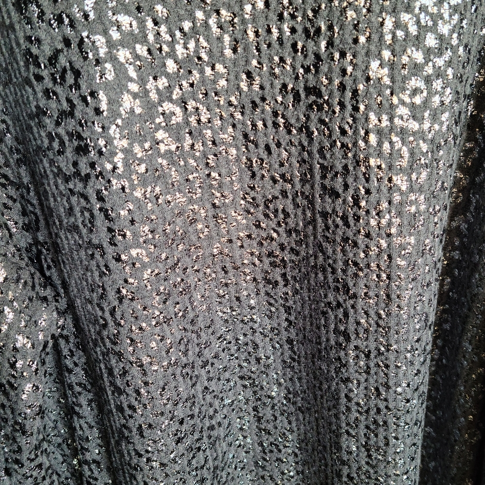 Gray with silver animal print top - Picture 3 of 6